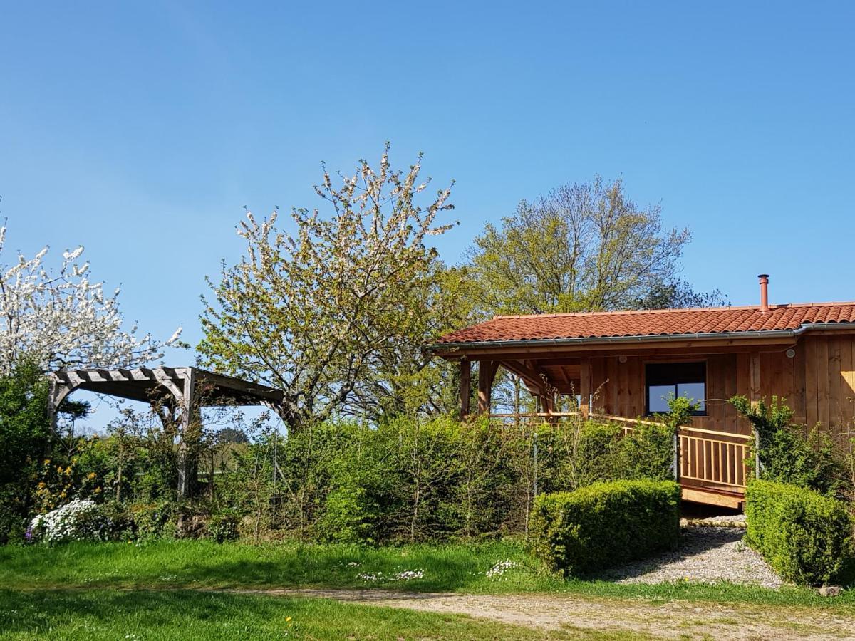 La Cabane Du Jardin Bongheat Exteriör bild
